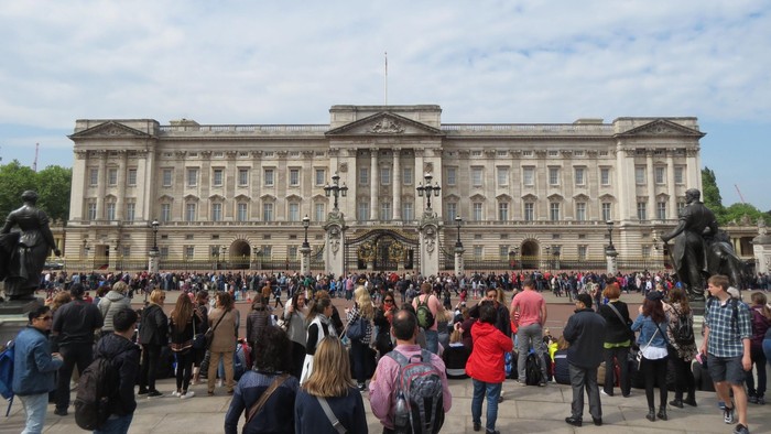 Upacara pergantian pasukan Istana Buckingham