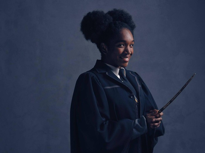 Ini Penampakan Putri Hermione-Ron Weasley Versi Panggung Teater!