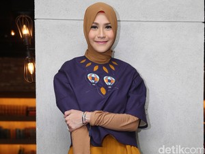 Lewat Bakso, Zaskia Adya Mecca Tak Sulit Beri Makan Sahur Anaknya