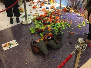 Ups! Karya Seni Lego Rp 205 Juta Dihancurkan oleh Anak Kecil