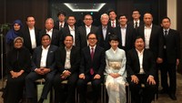 Delegasi Komite Ekonomi dan Industri Nasional (KEIN) foto bersama perwakilan Japan External Trade Organization (JETRO) di Jepang.