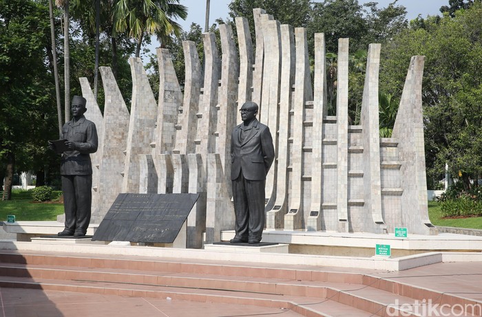 Relawan Jokowi Kumpul di Tugu Proklamasi, Arus Lalin Dialihkan