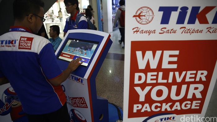 TiKi Expo digelar di Mal Ciputra, Jakarta. Dalam rangkaian kegiatan ini juga diluncurkan self service machine, aplikasi mobile TiKi, serta program TiKi membership TOOZ.