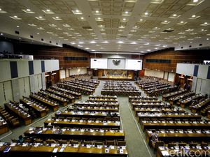Paripurna DPR Pengesahan Kapolri Dimulai, 305 Wakil Rakyat Tak Hadir