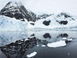 10 Misteri Menyeramkan di Antartika yang Tak Terpecahkan