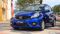 Honda juga tak kalah. Brio versi LCGC, Brio Satya tipe E CVT dijual dengan harga Rp 152,5 juta. Foto: Niken Purnamasari