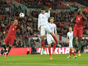Inggris Susah Payah Taklukkan 10 Pemain Portugal