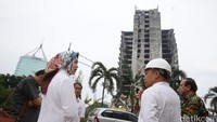 Airin meminta penjelasan terkait gedung tersebut.