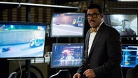 Namun kali ini Shredder tak sendiri. Ia dibantu oleh sang ilmuwan gila bernama Baxter Stockman (Tyler Perry). (Dok. Paramount Pictures)