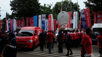 Adapun terkait dengan titik pengujian dilakukan melalui titik keberangkatan mudik kereta api (20-21 Juni 2016) di stasiun Gambir dan stasiun Senen. Melalui bus (20-21 Juni 2016) di terminal Kampung Rambutan, Pulogadung dan Kalideres. Foto: detikINET/Ardhi Suryadhi