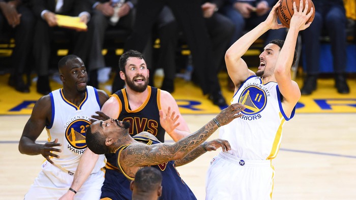Warriors Gasak Cavs di Game I