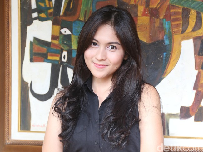10 Artis Muda Cewek Terhot