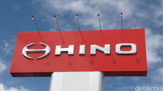 Ilustrasi logo Hino
