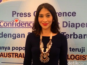 Tetap Sehat dan Ramping Meski Sudah Punya 5 Anak, Ini Rahasia Shelomita