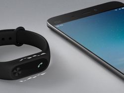 Melihat Peningkatan Xiaomi Mi Band 2