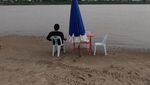 Ada Pantai di Tepi Sungai Mekong