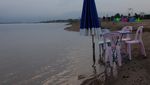 Ada Pantai di Tepi Sungai Mekong