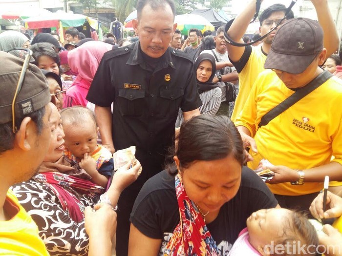 Cerita Marina, Rela Antre Bawa Balita Demi Daging Sapi Rp 75.000/Kg