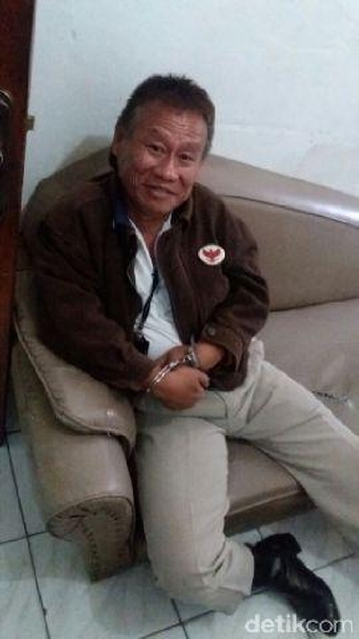 Ini Dia Identitas dan Tampang Pria yang Diduga Bakar Kantor Kejati Jabar