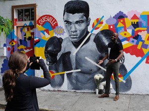 Aktor Will Smith dan Lennox Lewis akan Usung Peti Jenazah Muhammad Ali