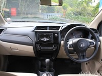 Menari dengan Gaya dan Performa New Honda Brio