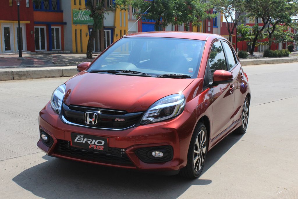 Menari dengan Style dan Performa New Honda Brio