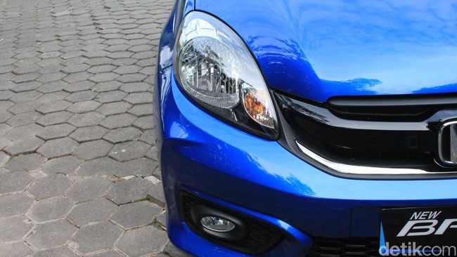 Menari dengan Gaya dan Performa New Honda Brio