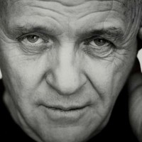 Usia aktor senior Anthony Hopkins juga bertambah sebelum tahun berganti. Kemarin, aktor pemenang Oscar merayakan ulang tahunnya yang ke-81. Foto: Dok. Internet