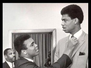 Muhammad Ali Membuat Kaum Minoritas di AS Berdiri Lebih Tinggi