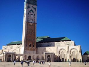 Kisah Masjid yang Jadi Cikal Bakal Universitas Tertua di Dunia