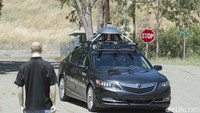 Mobil otonom Honda tengah dites melalui berbagai rintangan. Foto: Honda Amerika
