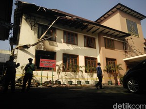 Pembakaran Gedung Kejati Jabar, Polisi Tetapkan Deddy Sugarda Jadi Tersangka