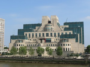 Berkunjung ke Kantor James Bond di London