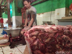 3.000 Ton Daging Impor Beku Bulog Datang Bulan Ini