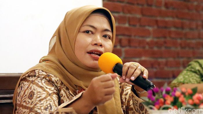 Ekonom INDEF Enny Sri Hartati/Foto: Ari Saputra Ekonom INDEF Enny Sri Hartati/Foto: Ari Saputra