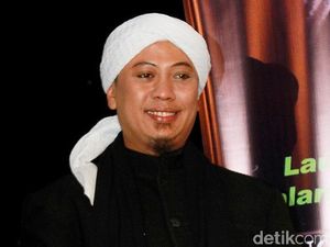 Iis Dahlia Soal Poligami Opick: Lebih Paham Agama Harusnya Tak Sakiti Istri