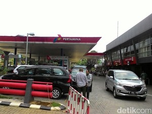 Ongkos Bawa BBM Pakai Pesawat ke Perbatasan RI-Malaysia Rp 38.000/Liter