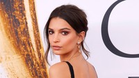 Kesan seksi tak lepas dari model 24 tahun itu. REUTERS/Andrew Kelly/detikFoto.
