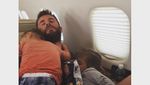 Tanpa Palu dan Jubah, Chris Hemsworth Adalah Sosok Ayah Sederhana