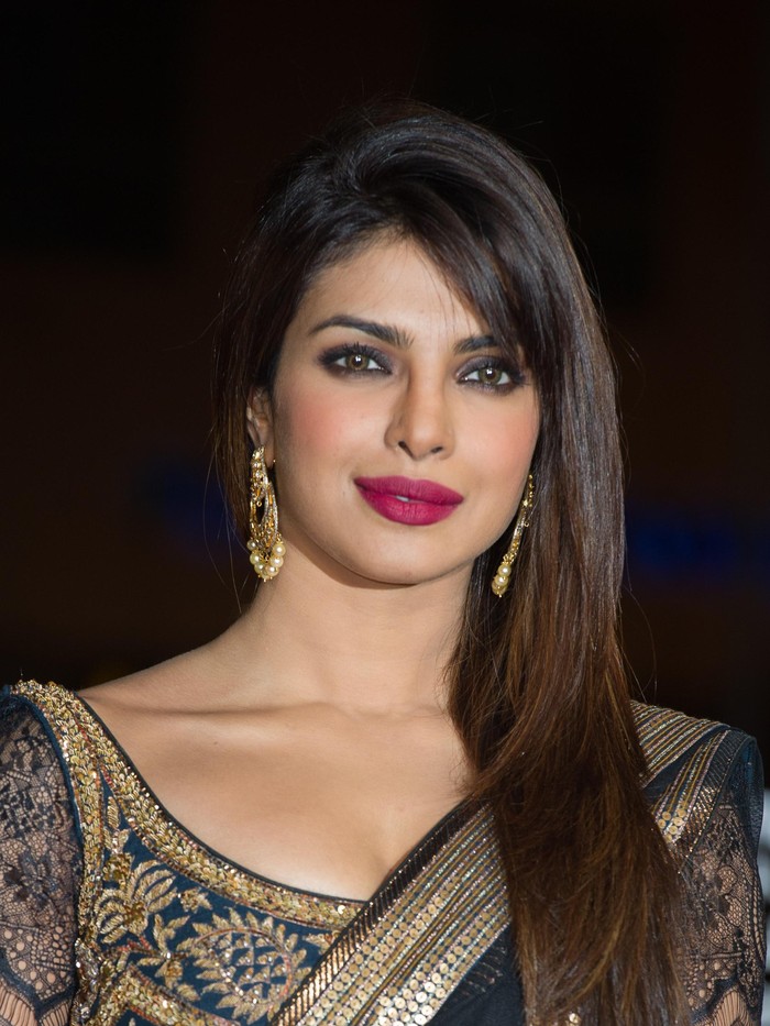 Para Bintang Bollywood Ucapkan Selamat Berpuasa