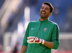 Saat Buffon Lupa akan Kesuksesan Inter di Liga Champions