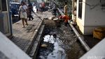 Banjir Rob Masih Menggenangi Muara Baru