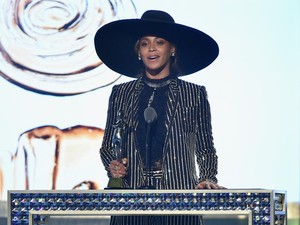 Konser Beyonce Juga Dijajah Trainer Pokemon Go