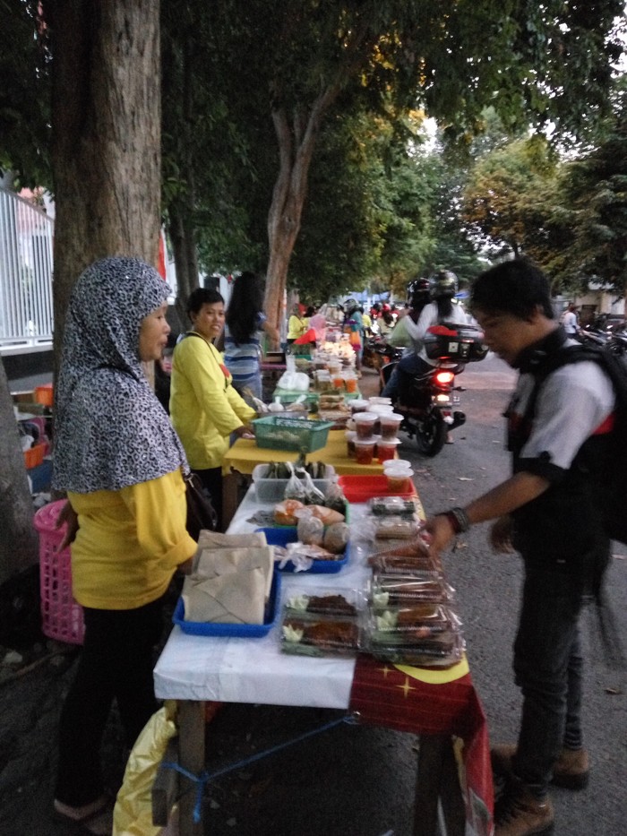 Berburu Manisnya Menu Buka Puasa Kopyor Khas Banyuwangi