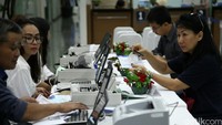 Jumlah saham yang ditawarkan sebesar 10 % dari jumlah modal yang ditempatkandengan harga penawaran sebesar Rp 1.500 per lembar saham.