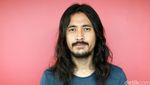 Gondrong dan Berewok, Jati Diri Marcello Tahitoe
