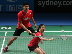 Praveen/Debby & Riky/Richi Melaju, Ihsan & Jonatan Tumbang