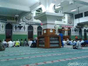 Ramadan, Saat Orang Kantoran Belajar Agama Lebih Dalam di Masjid Al Azhar