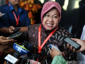 Awas! Ketahuan Main Pokemon Go Oleh Risma