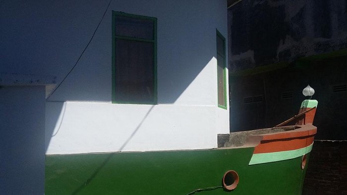 Masjid Unik di Lombok, Bentuknya Seperti Perahu